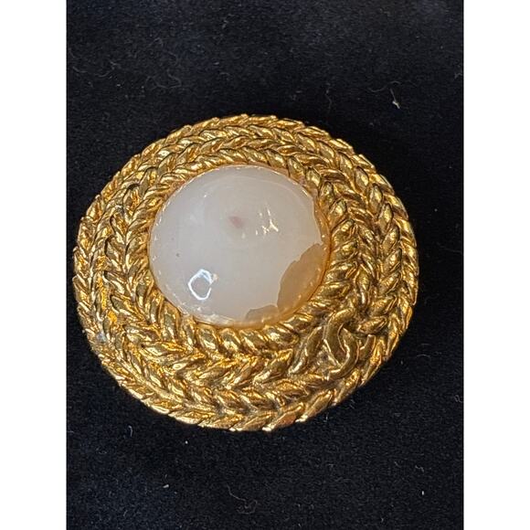 Chanel Rope Earrings - Etsy Chanel Gold Tone Rope Border Clip-On Earrings - White Glass Core